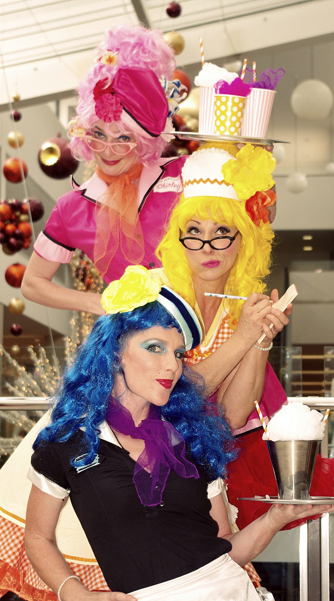 1950’S ROLLER WAITRESSES, roving entertainer in Perth, photo 3