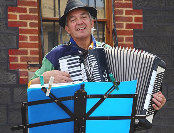 Adelaide Piano Accordion Player, live in Adelaide