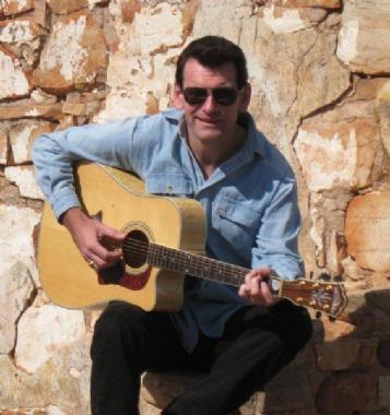 Markus Meo, acoustic guitar and singer solo in Adelaide