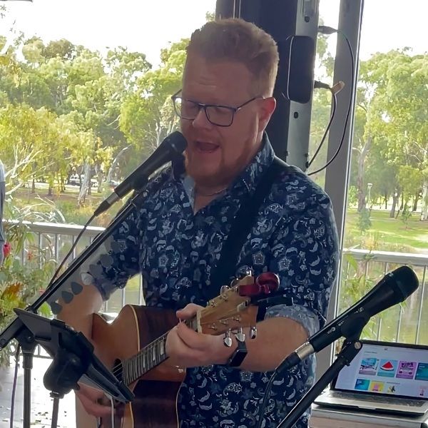 Rohan Watts, acoustic guitar and singer solo in Adelaide, photo 3