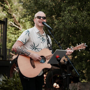 Gilly / Geoff Booker Music, singer in Adelaide, photo 2
