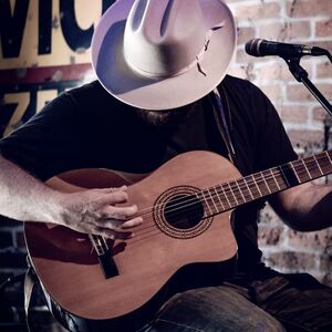 Mark Fox, musical soloist in Adelaide, photo 2