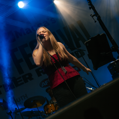 Zara Chantelle, singer in Adelaide, photo 2