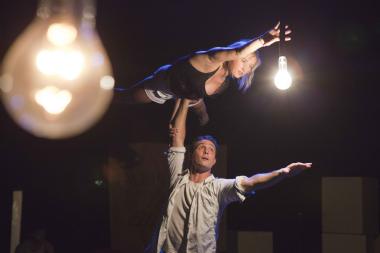Gravity & Other Myths, acrobat in Adelaide, photo 3