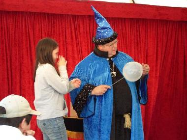 WizzBang the Wizzard, children's magician in Adelaide