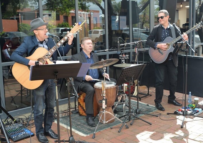 Blujamm, cover band in Adelaide, photo 3