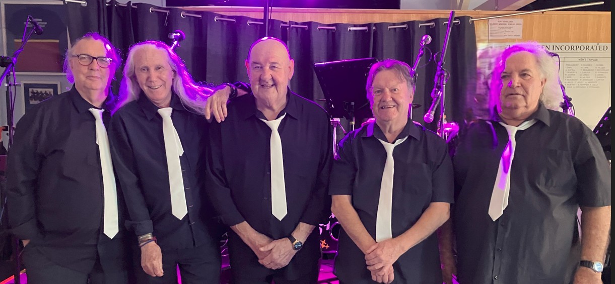 Fahrenheit 451, cover band in Adelaide