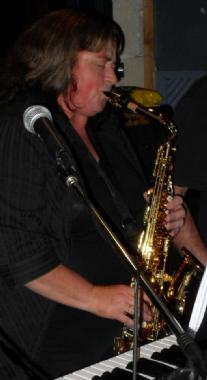 Sonic Bomb, cover band in Adelaide