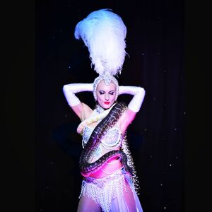 Flavella L'Amour, dancer in Adelaide, photo 2