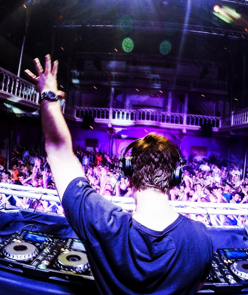 Adelaide Pro DJs, live in Adelaide