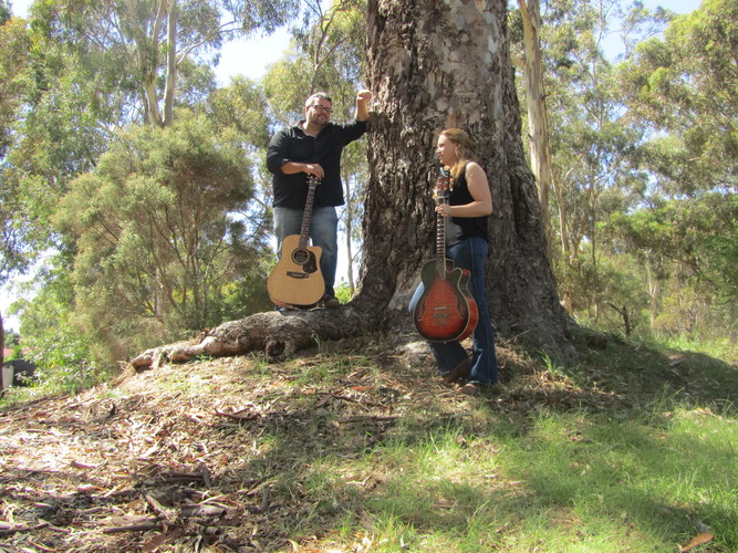 Beyond Alice Music, musical duo in Adelaide, photo 3