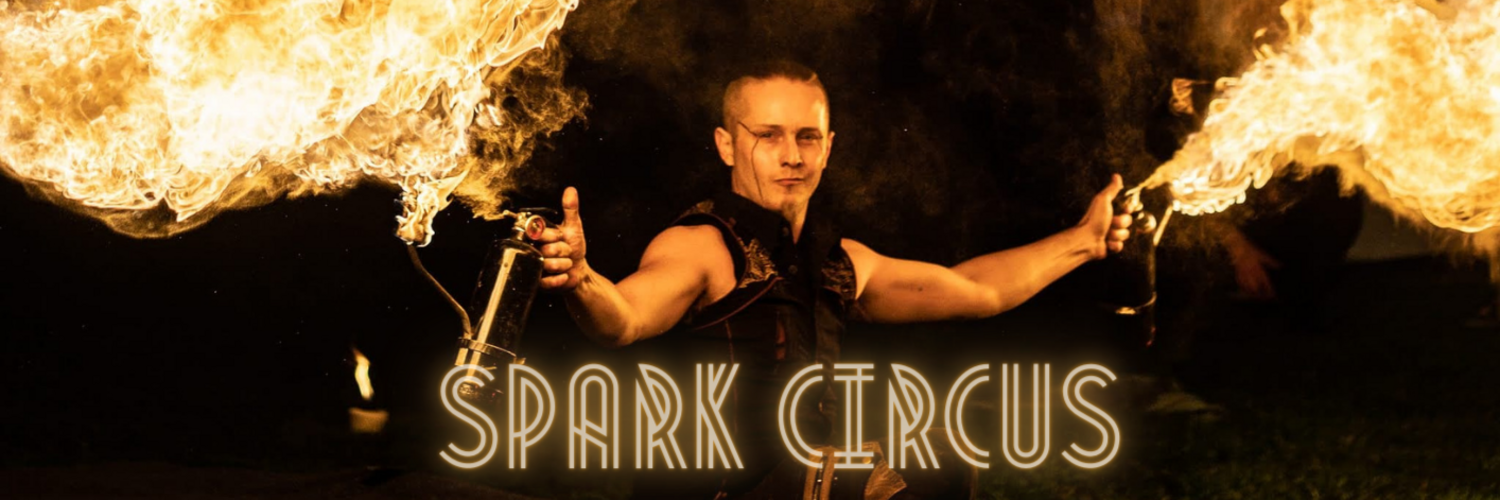 Spark Circus, fire performer in Adelaide, photo 3