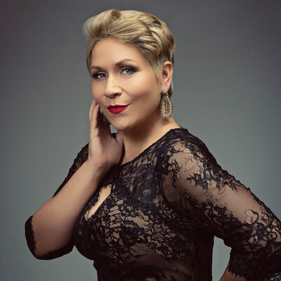 Sidonie Henbest, mc-master of ceremonies in Adelaide, photo 2
