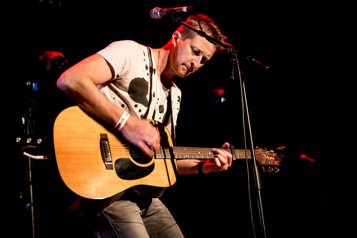 Simon of Soul Trader®, singer-songwriter in Adelaide