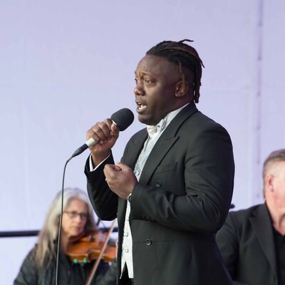 Henry Olonga, singer in Adelaide, photo 2