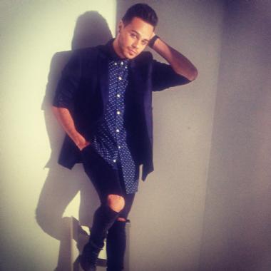 Julian De Vizio, singer in Adelaide, photo 3