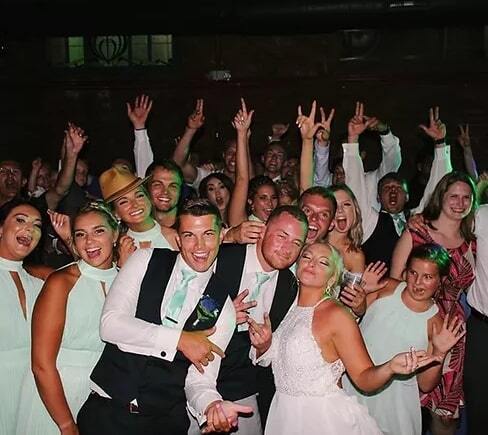 Crown Djs, wedding band in Adelaide, photo 2