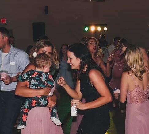 Crown Djs, wedding band in Adelaide, photo 3