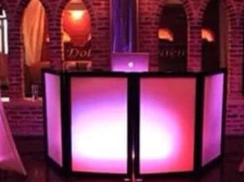 DJS R US, wedding band in Adelaide, photo 3