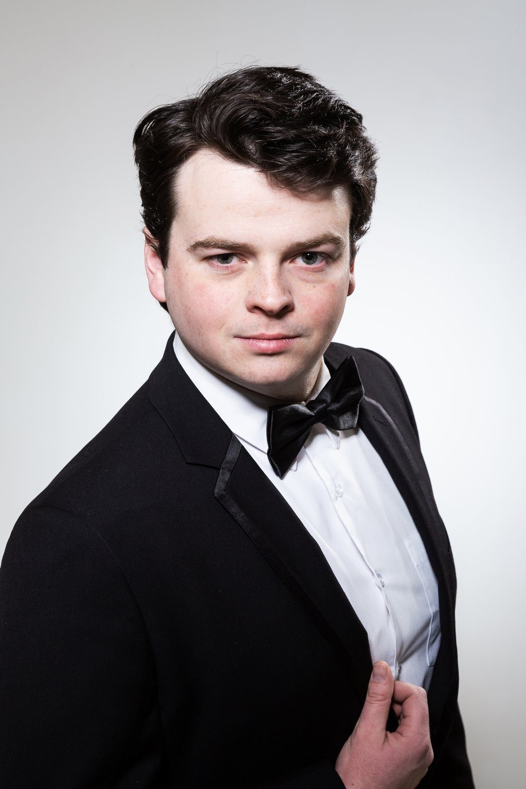 Lachlan McIntyre- Tenor, classical singer in Albury
