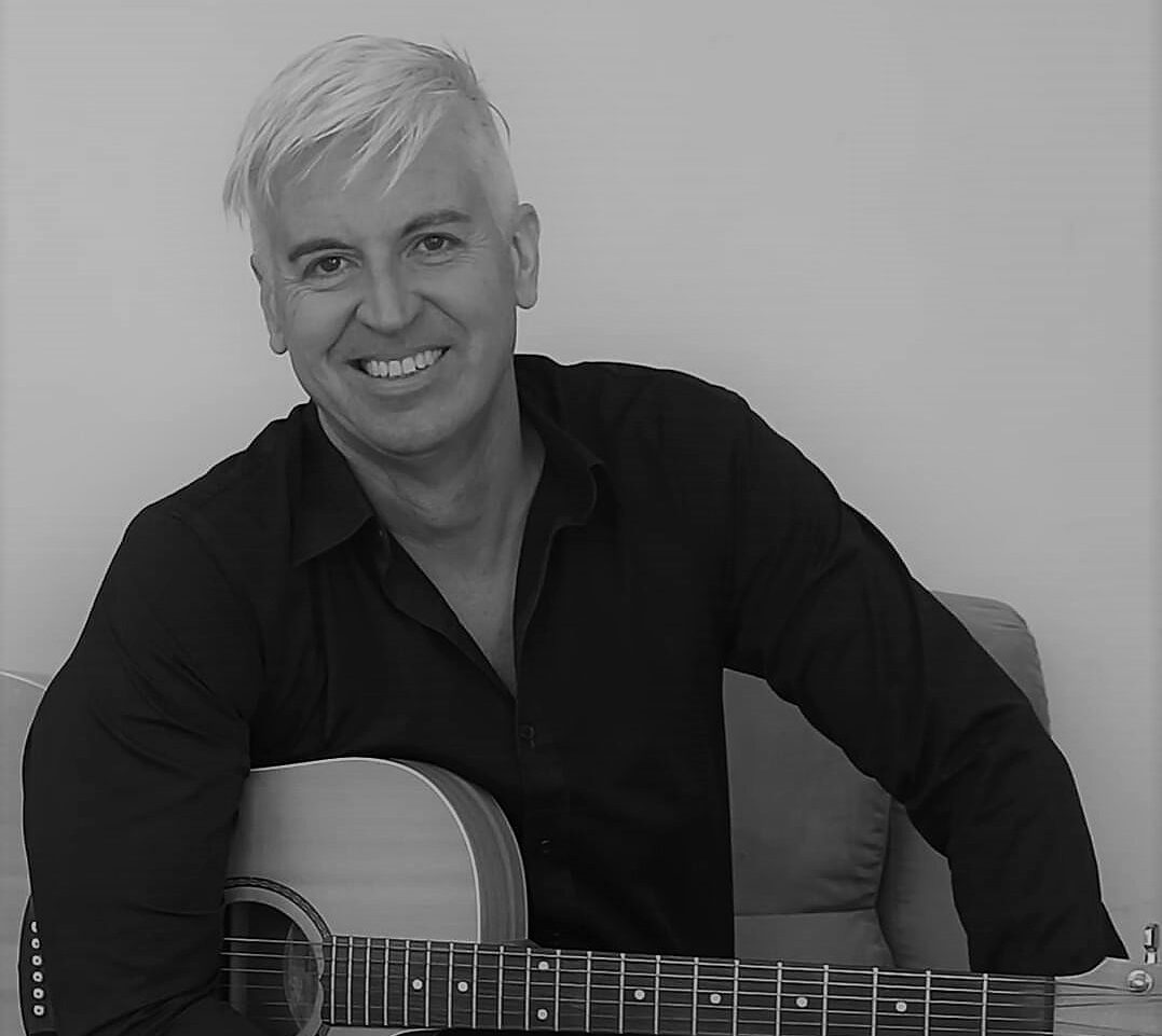 ANDERSON, singer in Perth