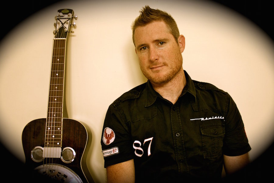 Andrew Winton, singer in Perth, photo 2