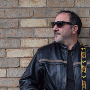 On Tap Music - Steve Simpson, singer in Ararat