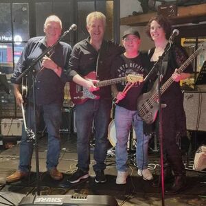 Rewired, cover band in Ballarat, photo 2