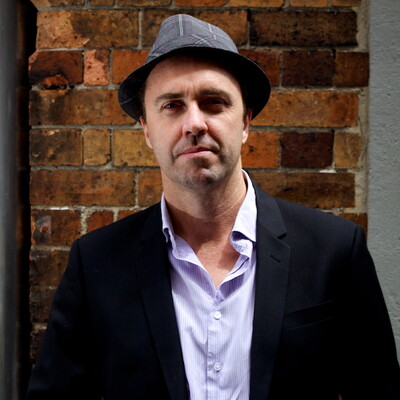 Nigel Date, guitarist in Beechworth, photo 2