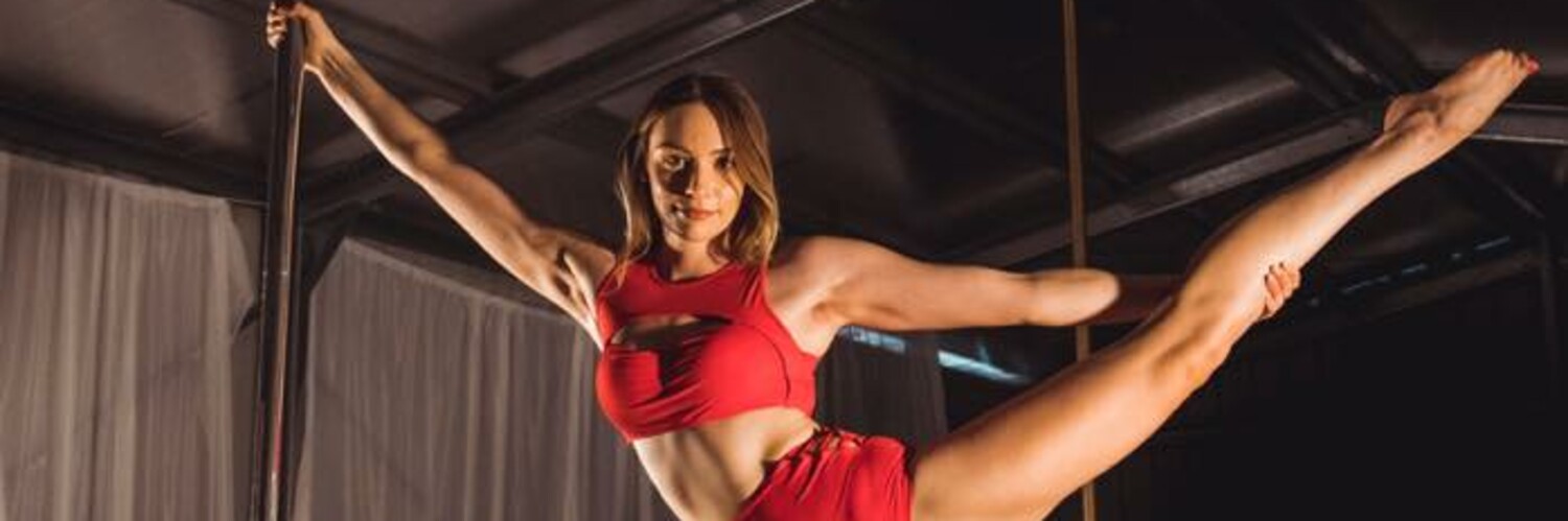 Holly Simone, dancer in Bendigo, photo 3
