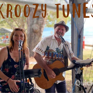 Kroozy Tunes, musical duo in Bongaree, photo 2