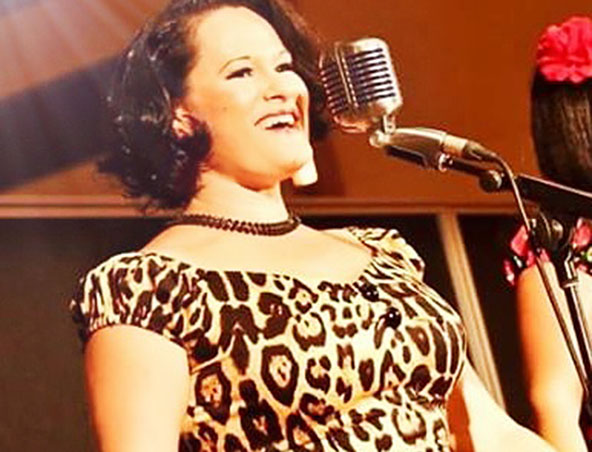 Christie Leigh, musical soloist in Brisbane, photo 3