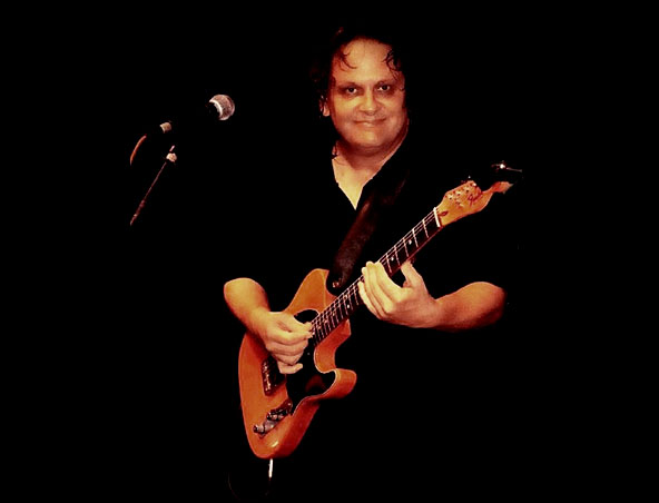 Darrel, musical soloist in Brisbane
