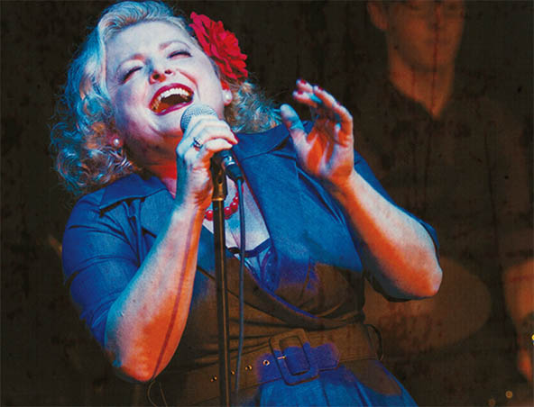 Melly Mellody, musical soloist in Brisbane