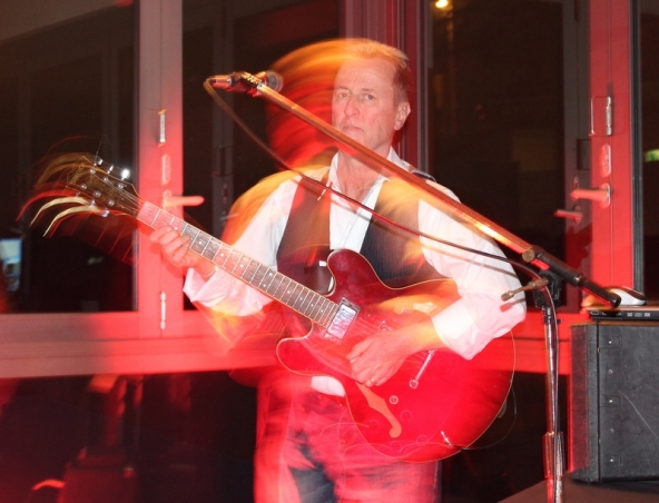 Peter, musical soloist in Brisbane, photo 3