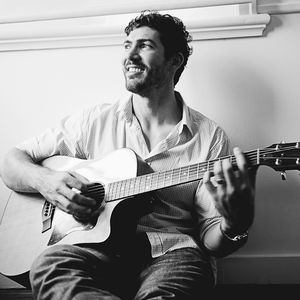 Adrian Keys, pianist and singer solo in Brisbane, photo 2
