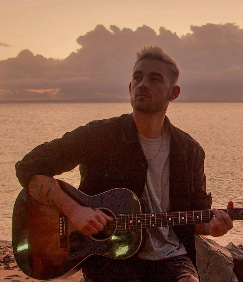 Benny Elder, singer-songwriter in Brisbane