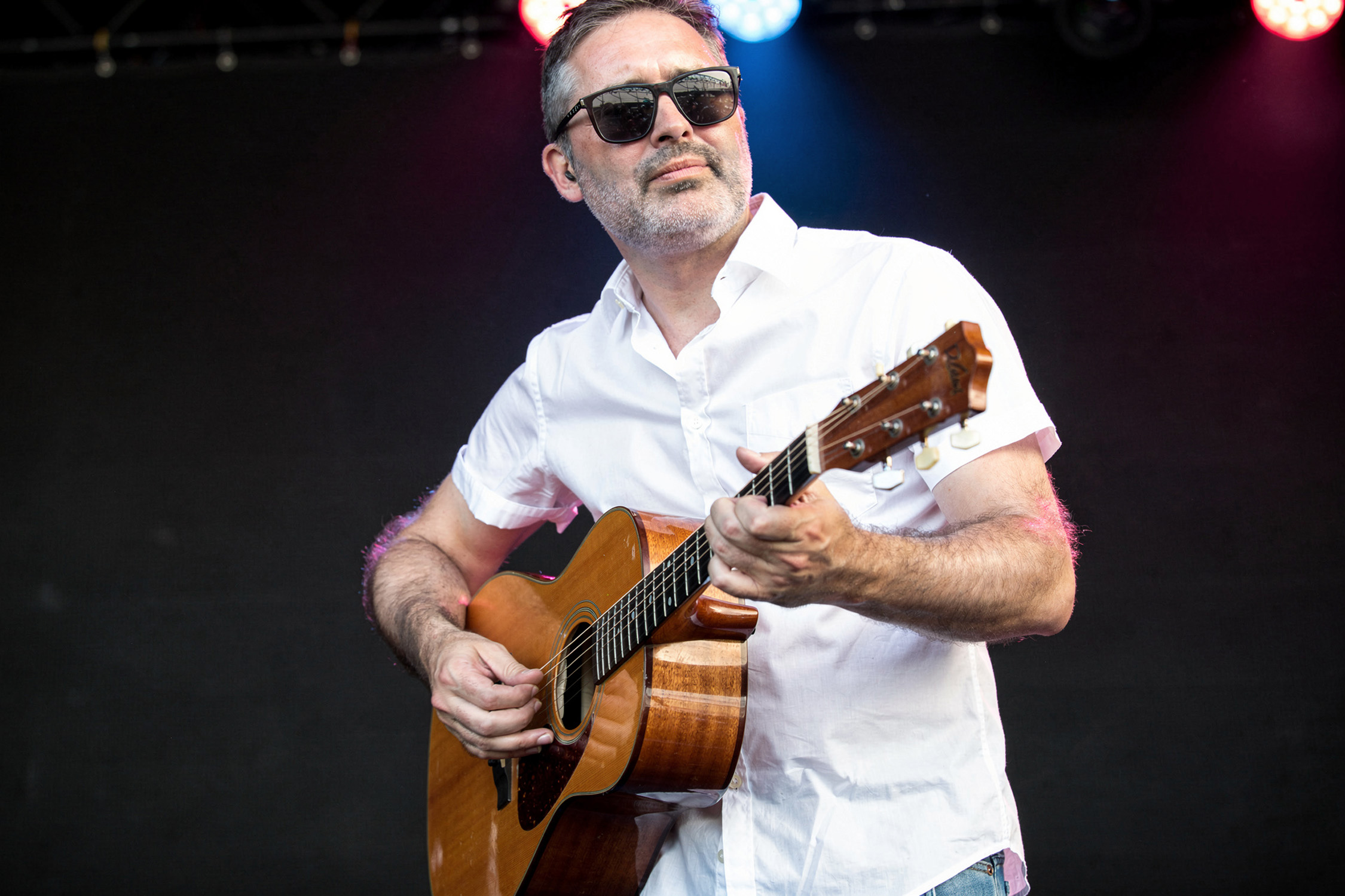 Gavin Roche, singer in Brisbane