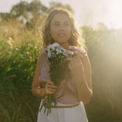 Jess Irvine, singer in Brisbane, photo 2