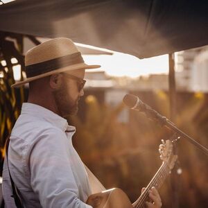 Luke Melhop, singer in Brisbane, photo 2