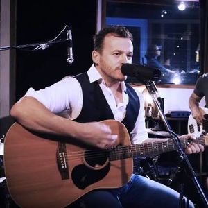 Ned Walker, musical soloist in Brisbane, photo 2
