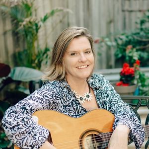 Sally Cooper, singer in Brisbane, photo 2