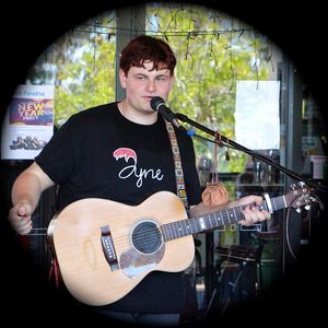 Tyne, singer-songwriter in Brisbane, photo 2