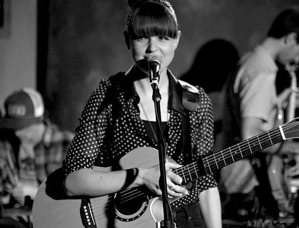 Candice, musical soloist in Brisbane