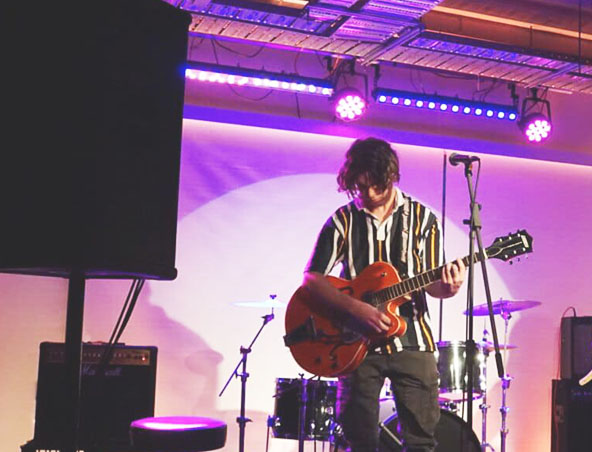 Cooper, musical soloist in Brisbane, photo 2