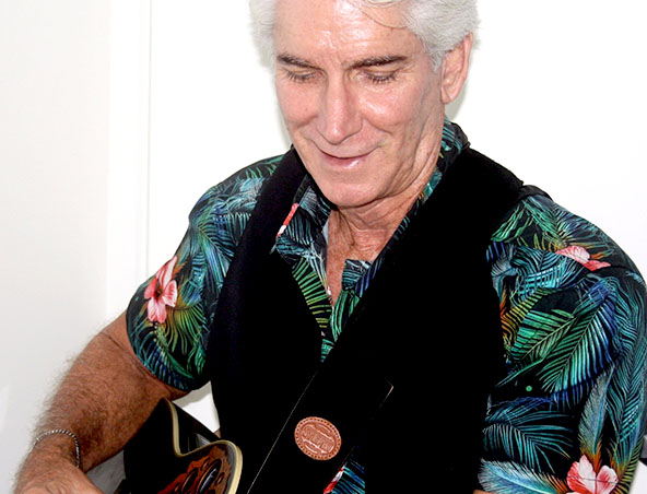 Doug, musical soloist in Brisbane