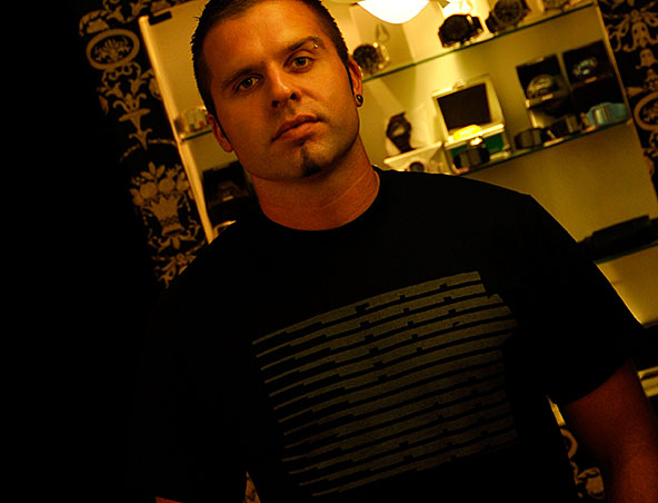 Joel-1, musical soloist in Brisbane, photo 2