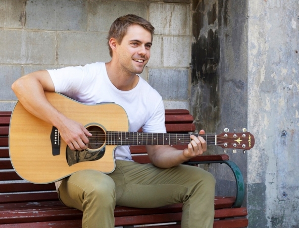 Josh, musical soloist in Brisbane