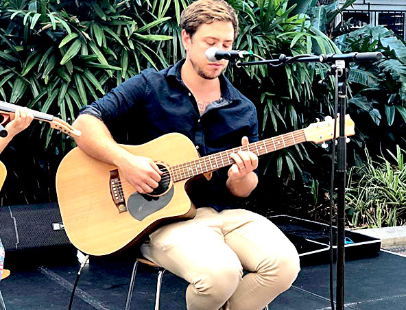 Kyle, musical soloist in Brisbane, photo 2