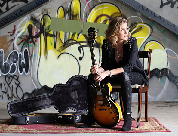 Lecia, musical soloist in Brisbane